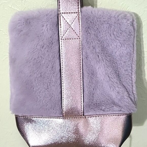 Holiday Faux Fur Double Wine Bag, Silver Gray Fur with Shiny Rose Gold/Silver - Picture 2 of 4